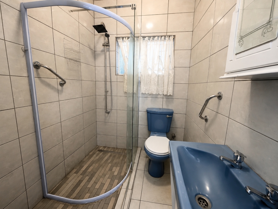 2 Bedroom Property for Sale in Rustenburg Central North West
